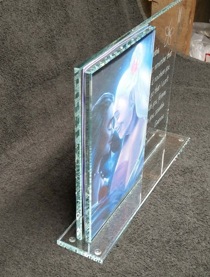 Personalized 5 x 7 Footed Glass Picture Frame Fantasy Glassworks